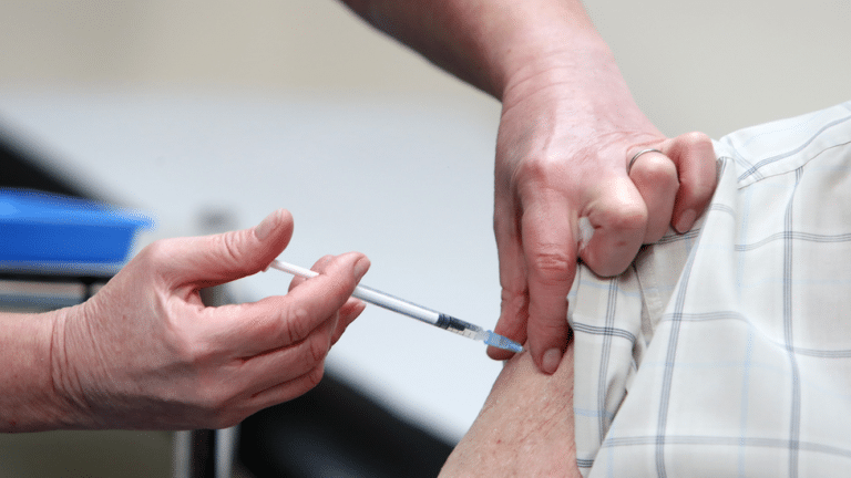 Korona virus: U Srbiji preminulo još 35 ljudi, manje novozaraženih, delovi Japana u vanrednom stanju