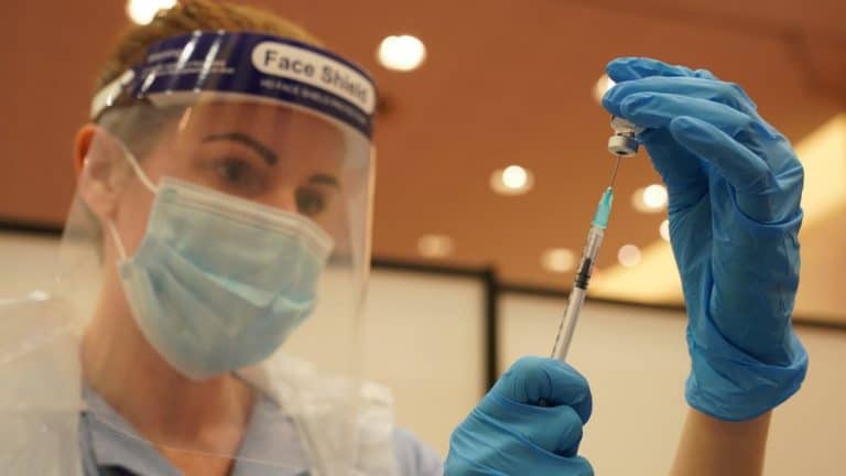 Korona virus i vakcine: Ko ne bi trebalo da primi vakcinu i zašto – 10 pitanja i odgovora