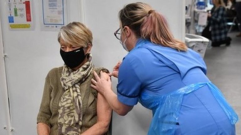 Korona virus: U Srbiji preminulo još 25 ljudi, rekordan broj smrtnih slučajeva u Britaniji