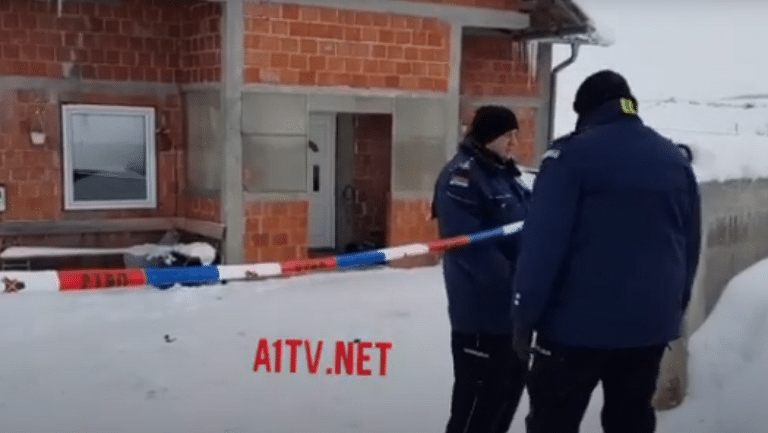 Policija traga za osumnjičenim za trostruko ubistvo u Sjenici (Video)