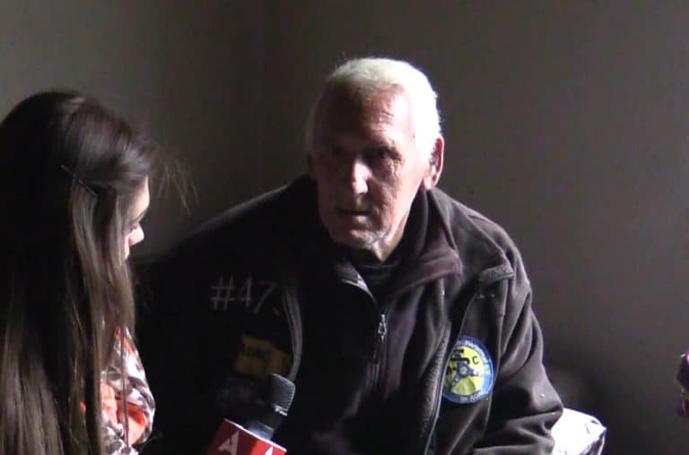 Novopazarac Enver Brničanin dobio struju posle dve godine (video)