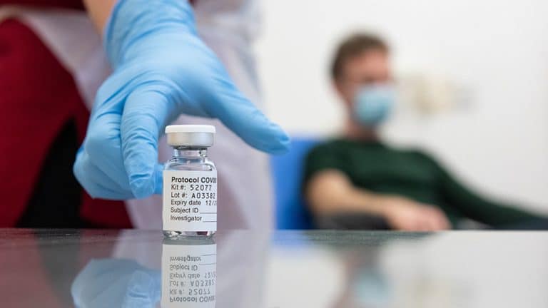 Korona virus: U Srbiji još 14 preminulih, Vučić najavio domaću proizvodnju Sputnjika V
