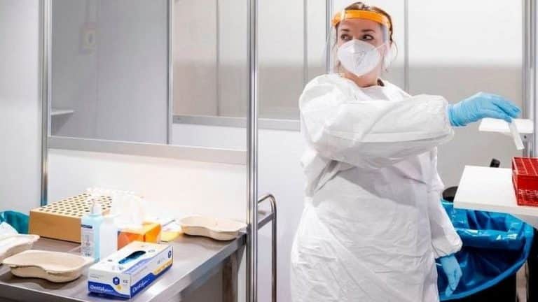 Korona virus: U Srbiji preminulo 26 ljudi – za vikend strože mere, SZO tvrdi da je Astrazaneka bezbedna
