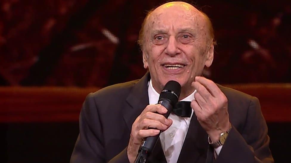 Srbija i muzika: Preminuo pevač Predrag Živković Tozovac Srbija i muzika: Preminuo pevač Predrag Živković Tozovac