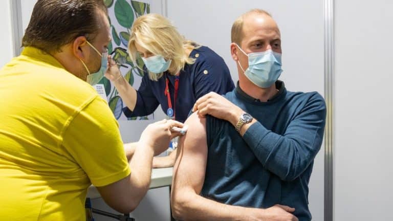 Korona virus: U Srbiji se najavljuje novo popuštanje mera, princ Vilijam primio prvu dozu vakcine
