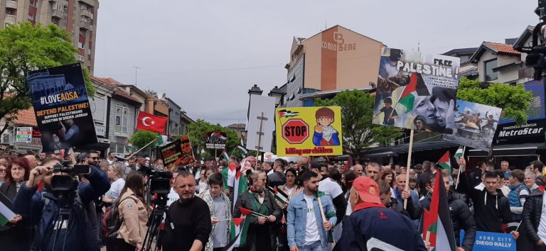 Novopazarci pružali podršku Palestincima (video)