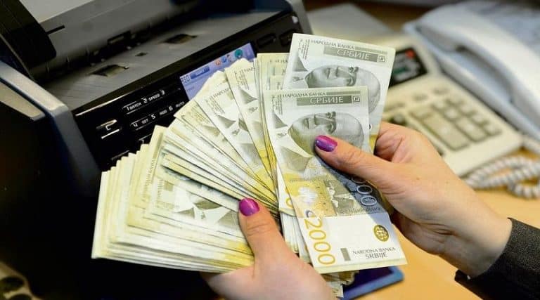 Sutra počinje isplata 30 evra državne pomoći penzionerima