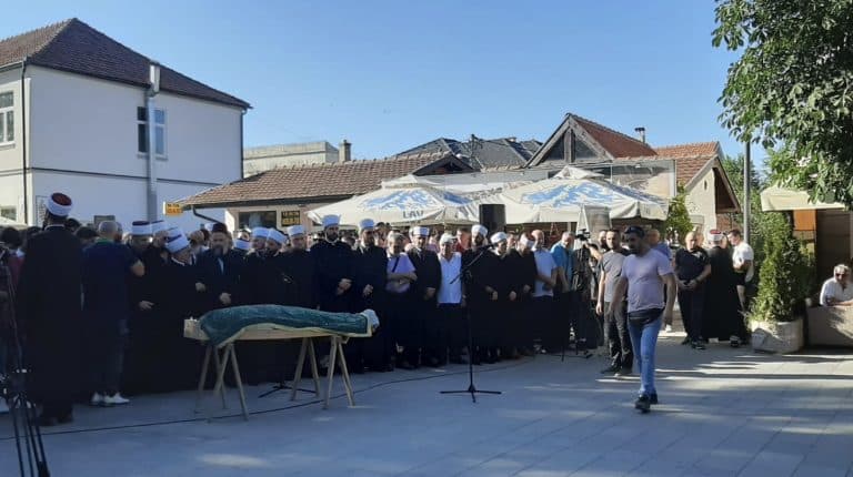 Klanjana dženaza Edinu Hamidoviću iz Sjenice (video)