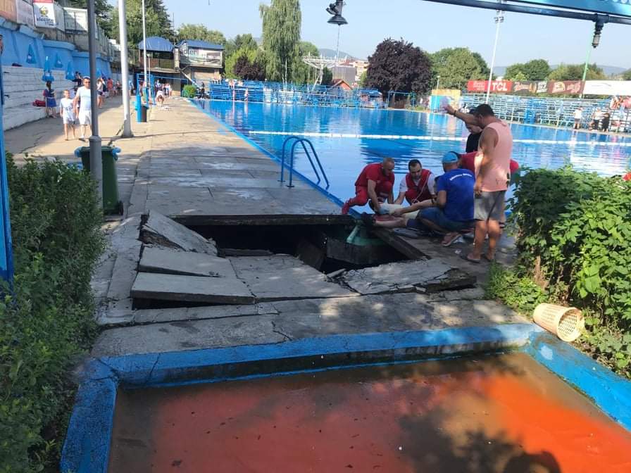 Kupač propao kroz betonsku ploču u Novom Pazaru