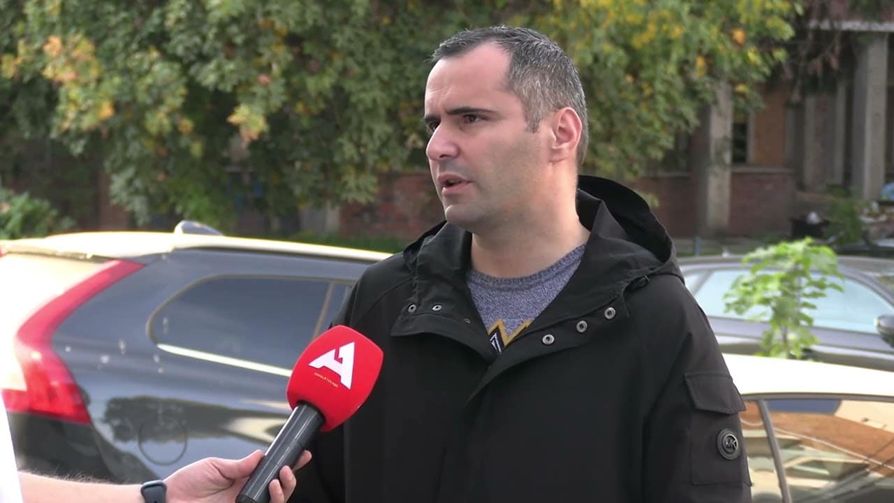 Komunalna milicija regovala na crnu tečnost nakon pisanja A1