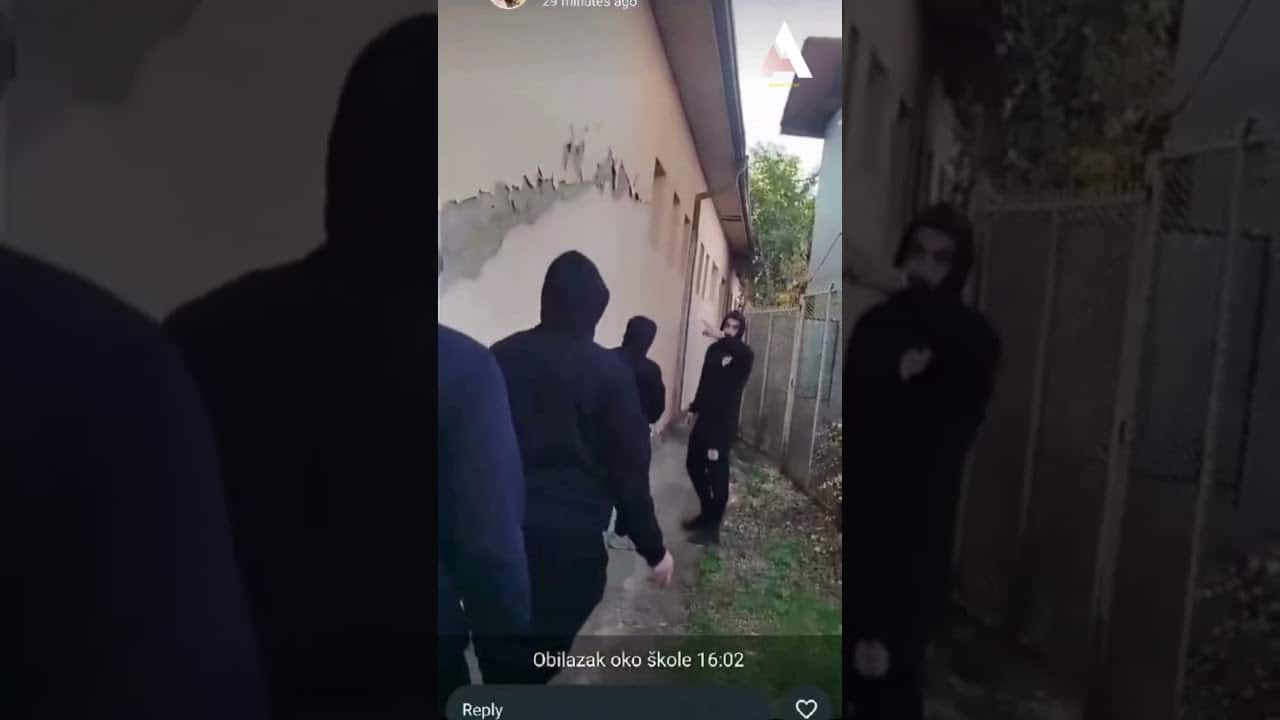 Belmir H. objavio snimka pokušaja Torcide Sandžak da prekine utakmicu FK Novi Pazar i Partizana