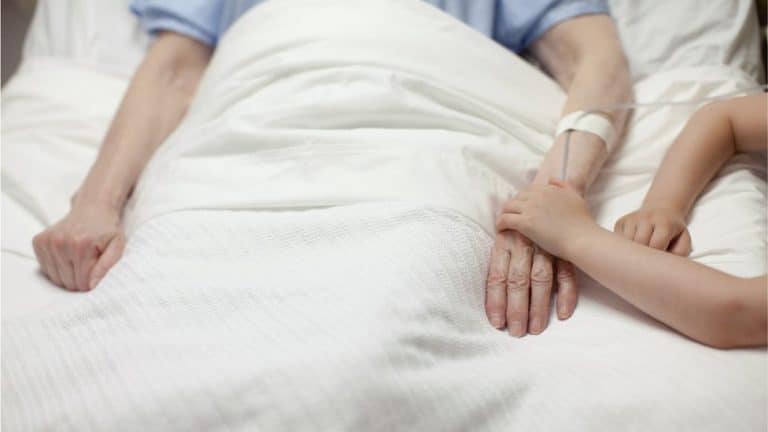Korona virus: Blizu 300 ljudi preminulo u Srbiji od korone u poslednjih šest dana, sud u Holandiji – kovid propusnice u skladu sa zakonom