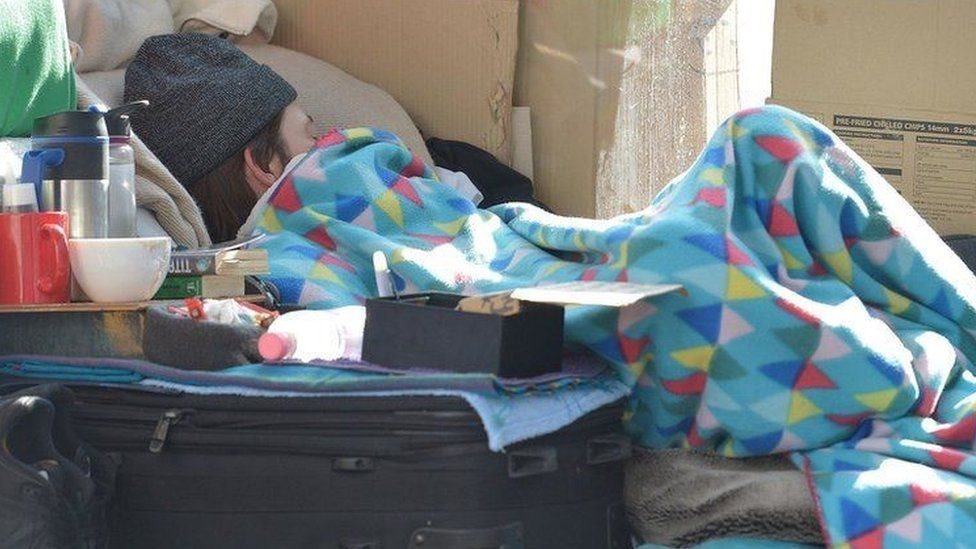 Beskućnici u Srbiji: „Život na ulici je takav da kad se probudiš ujutru, odmah razmišljaš gde ćeš uveče da spavaš“