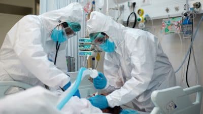 Korona virus: Od subote u Srbiji potrebne kovid propusnice za ugostiteljske objekte u zatvorenom, u Moskvi dug karantin za neke kategorije stanovništva