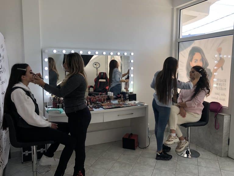 Kako je Covid-19 uticao na kozmetičke salone? (Video)