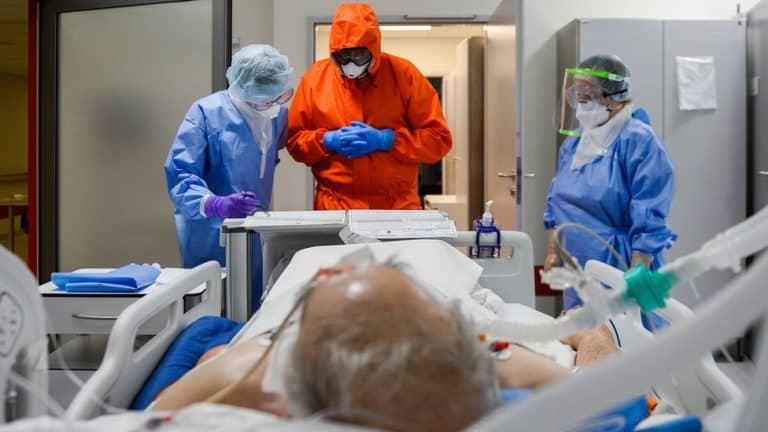 Virus korona u Srbiji: Mogu li mere u Srbiji biti strože od kovid propusnica