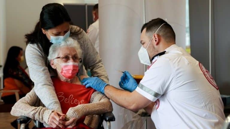 Korona virus: U Srbiji korona odnela još 48 života – Italija pooštrava mere ze nevakcinisane