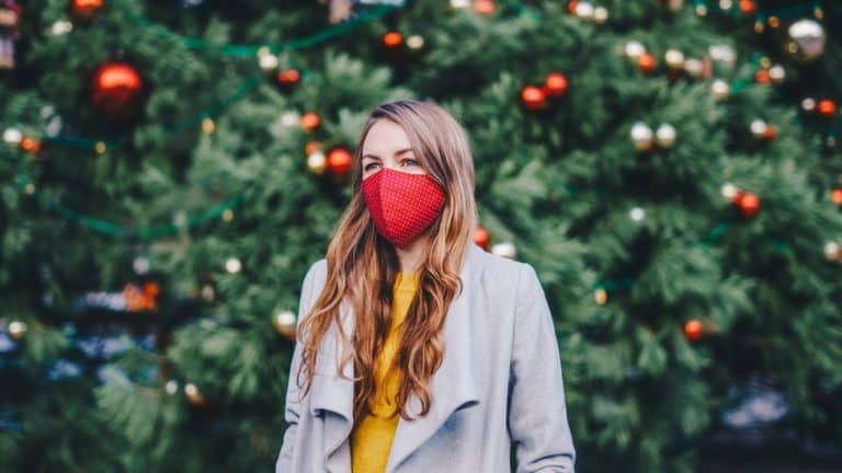 Korona virus: „Novi soj virusa nije katastrofa“- kaže engleski mikrobiolog, Holandija uvodi nova ograničenja, za ulazak u Englesku potreban PCR test
