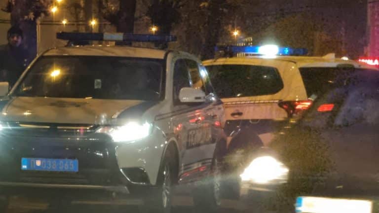 Pucnjava u Glođanu kod Dečana, stradala dva učenika i vozač autobusa