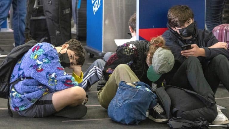 Korona virus: Možda zatvaranje i u Srbiji – kaže Predrag Kon, Evropa pravi bedem protiv omikrona