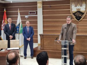 Vučić na mukama: Moskva koristi Kosovo kao izgovor za napad na Ukrajinu