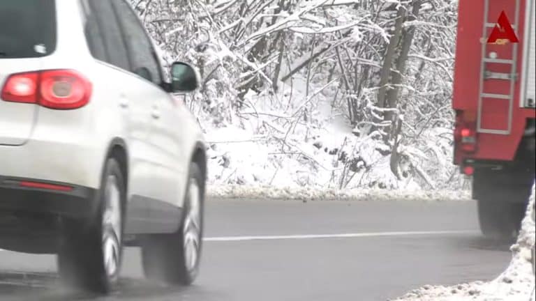 Neprohodan put Novi Pazar-Sjenica, ekipe na terenu