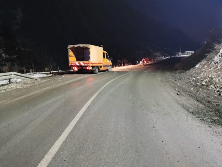 Devojka sletela u provaliju kod Mehovog Krša (Video)