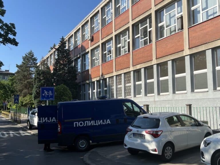 Osnovci slali dojave o postavljenim bombama  u novopazarskim školama