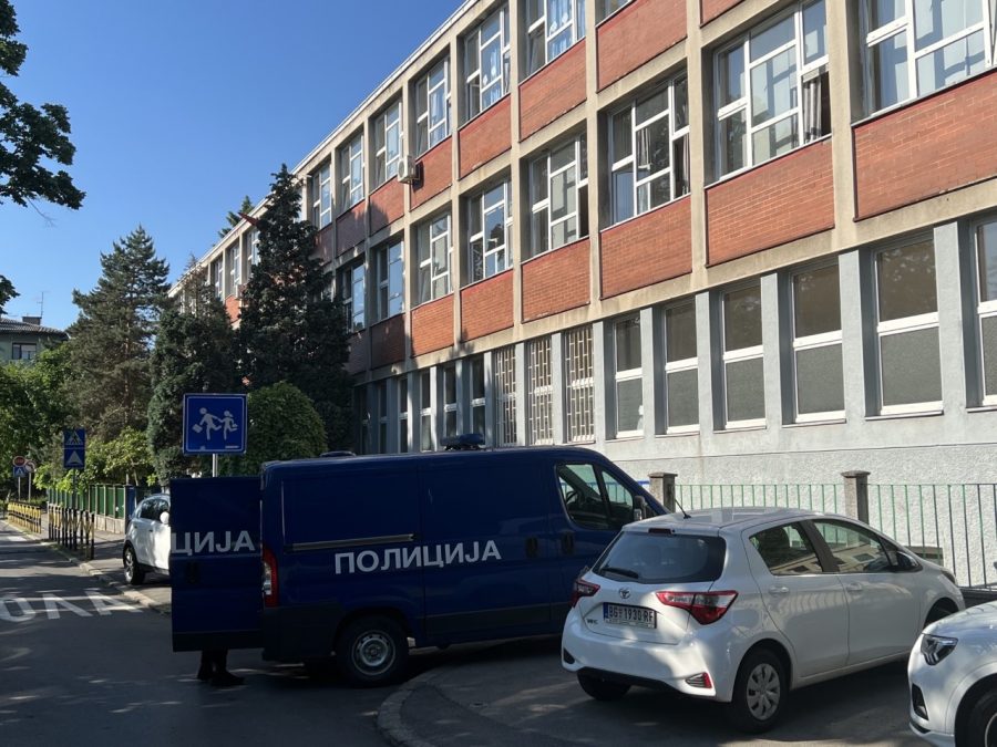 Osnovci slali dojave o postavljenim bombama  u novopazarskim školama
