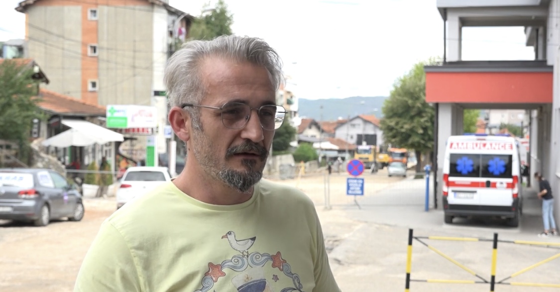 Nakon dvonedeljnog prekida , danas nastavljeni radovi u ulici Generala Živkovića  ( VIDEO )