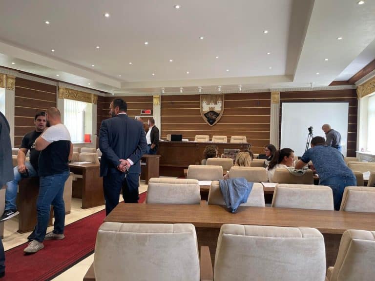 Skupština Sjenice još uvek nije počela