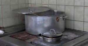 Sve više gladnih u Novom Pazaru (video)