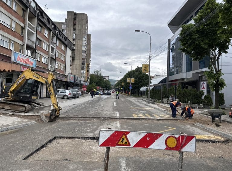 Blokiran saobraćaj u centru grada