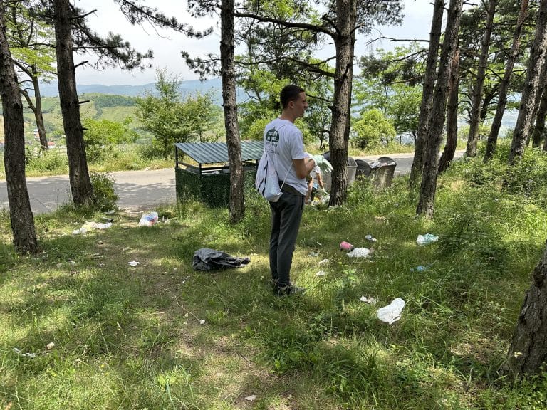 AKCIJA ČIŠĆENJA Da li su prirodna bogatstva Novog Pazara važnija Beograđanima ili lokalnom stanovništvu? (VIDEO)