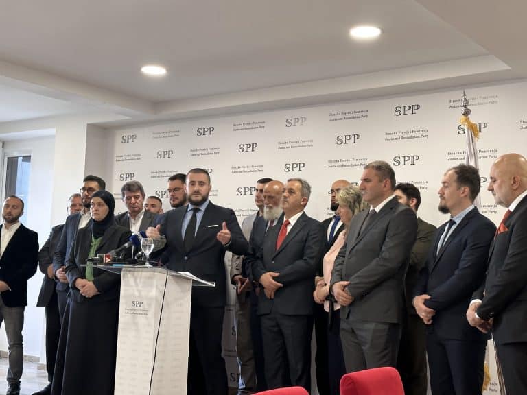 Zukorlić: Ostali smo bez muftije, pa smo nastavili, možemo i bez Jahje (VIDEO)