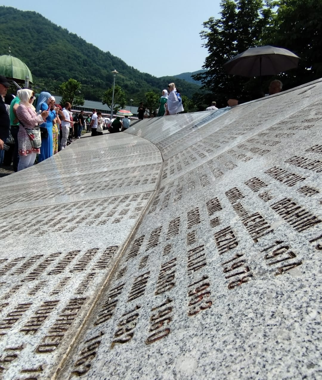 Novopazarci o Srebrenici: “NE SMEMO ZABORAVITI“ (VIDEO)
