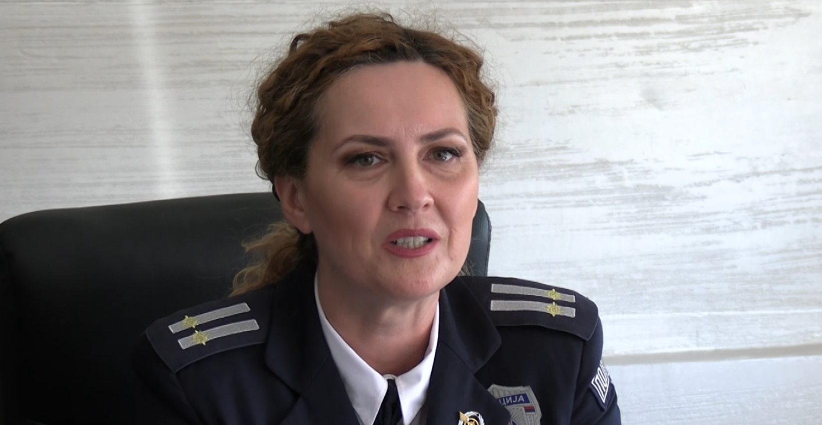 Novopazarska policija: “Zbog navika vozača u Novom Pazaru i 300 saobraćajaca bi bilo malo“ (VIDEO)