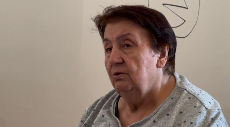 Razbojnici u Pazaru zaključali ženu u kupatilu i opljačkali je “SAMO SAM MOLILA BOGA DA NE UMREM” (VIDEO)