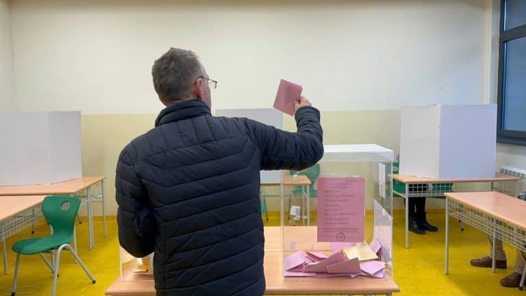 GIK: Otvorena sva biračka mesta u Novom Pazaru