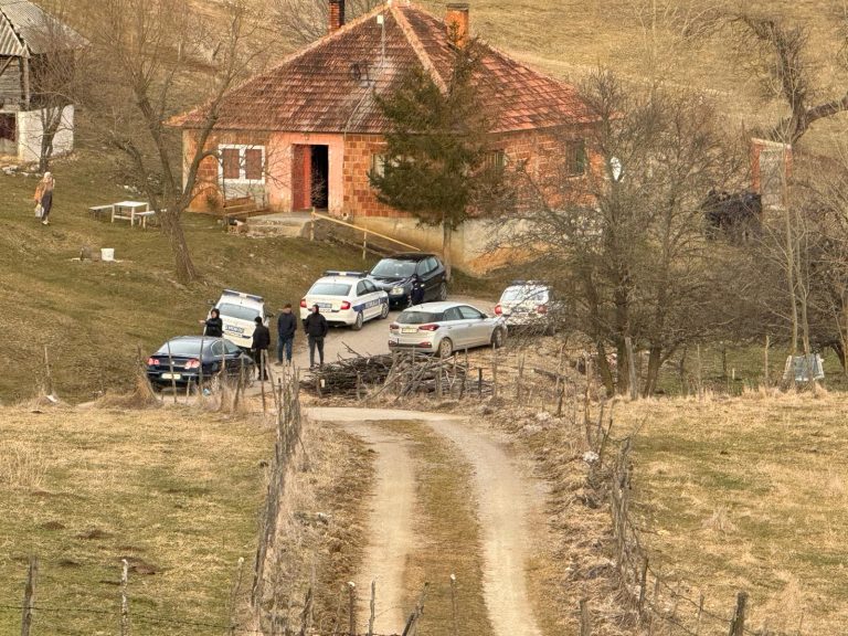 JAVNOST UPERILA PRST U POGREŠNOG ČOVEKA