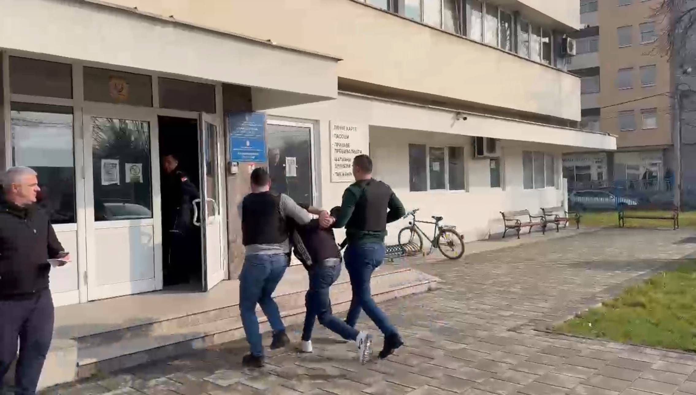 VELIKA AKCIJA POLICIJE, ZAPLENJEN KOKAIN U NOVOM PAZARU (video)