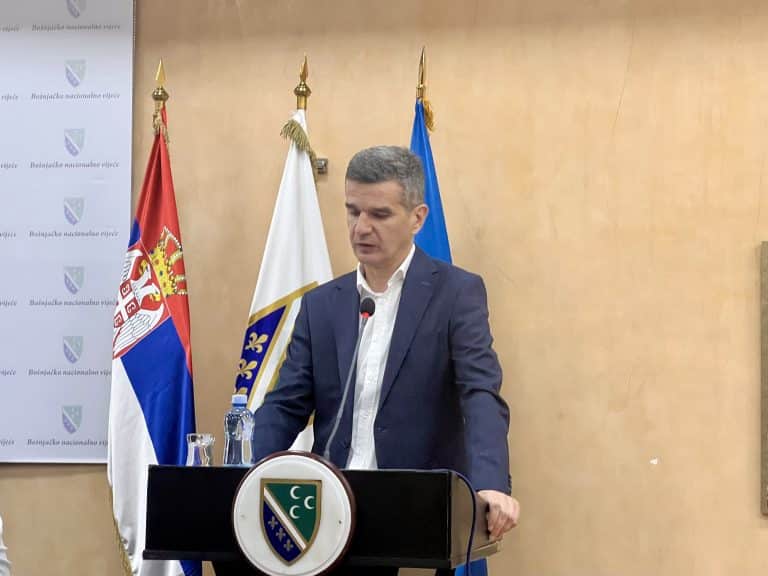 Adel Slatina izabran za novog predsednika Bošnjačkog nacionalnog vijeća (VIDEO)