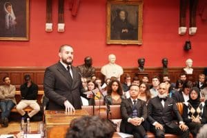 Ministar Zukorlić na čelu delegacije Srbije pobedio na debati Univerziteta Oxford