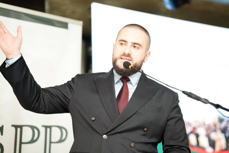 Zukorlić podržao odluku BNV o pravnoj borbi protiv diskriminacije u Prijepolju