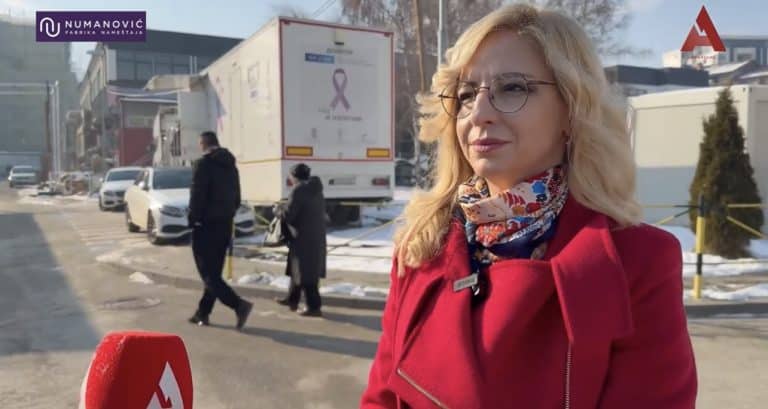 Mamograf je još uvek u Pazaru, lekari pozivaju žene da se pregledaju (VIDEO)