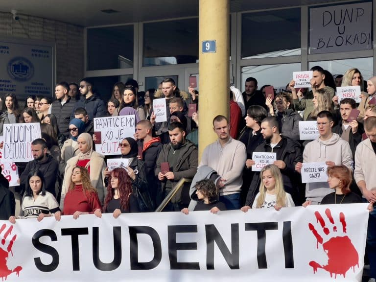 Studenti: Rekli su nam da će nas policija izbaciti sa DUNP-a (VIDEO)