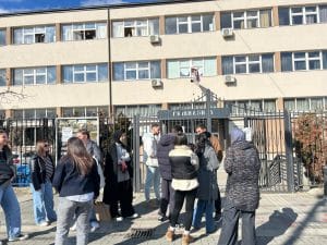 Gimnazijalci: Očekivali smo podršku škole, a ne saopštenje koje ignoriše našu borbu