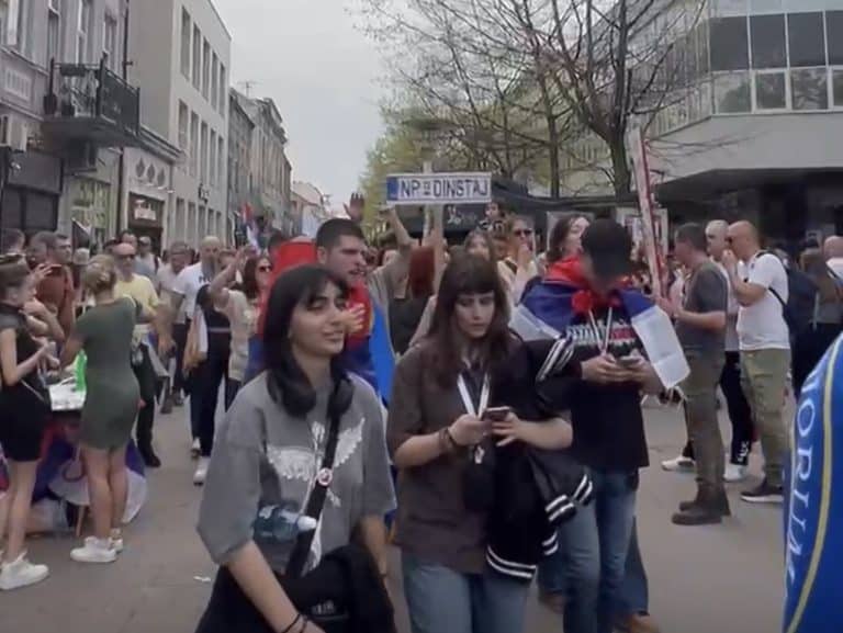 Studenti DUNP-a u Kraljevu na skupu (VIDEO)