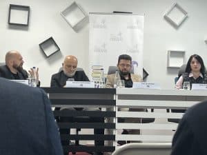 Da li Bošnjaci znaju sa kim i zbog čega treba da se mire?