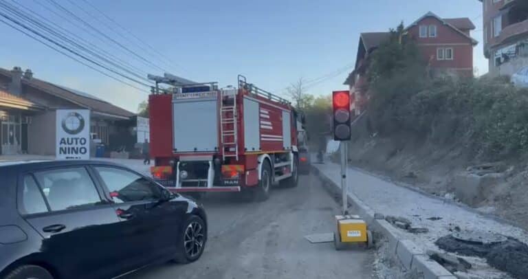 Policija i vatrogasna krenuli ka Golom Brdu (VIDEO)